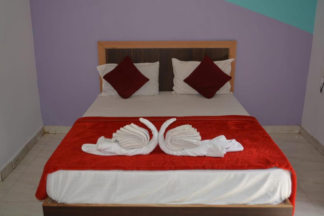Esther Guest House Calangute Habitación foto